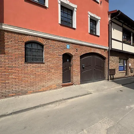 Browar Goscinne W Centrum Miasta Na Starowce, Self Check In 24h, Fv, Tv Smart, Darmowe Wi-fi, Parking, W Sasiedztwie Restauracji I Kawiarni, Uslugi Escort Zakazane Starogard Gdański