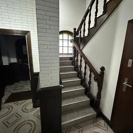 Browar Goscinne W Centrum Miasta Na Starowce, Self Check In 24h, Fv, Tv Smart, Darmowe Wi-fi, Parking, W Sasiedztwie Restauracji I Kawiarni, Uslugi Escort Zakazane 别墅 *