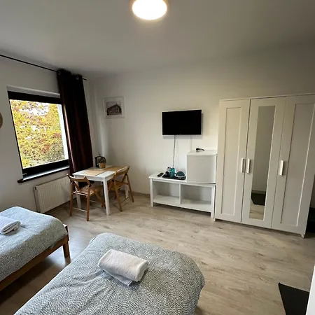 Browar Goscinne W Centrum Miasta Na Starowce, Self Check In 24h, Fv, Tv Smart, Darmowe Wi-fi, Parking, W Sasiedztwie Restauracji I Kawiarni, Uslugi Escort Zakazane 别墅