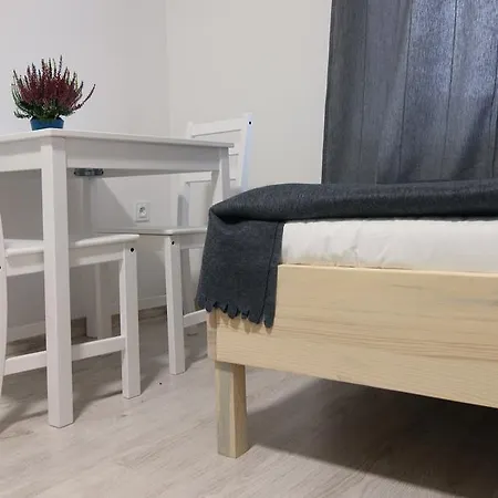 Browar Goscinne W Centrum Miasta Na Starowce, Self Check In 24h, Fv, Tv Smart, Darmowe Wi-fi, Parking, W Sasiedztwie Restauracji I Kawiarni, Uslugi Escort Zakazane Starogard Gdanski