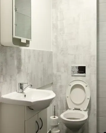 Browar Goscinne W Centrum Miasta Na Starowce, Self Check In 24h, Fv, Tv Smart, Darmowe Wi-fi, Parking, W Sasiedztwie Restauracji I Kawiarni, Uslugi Escort Zakazane * Starogard Gdanski